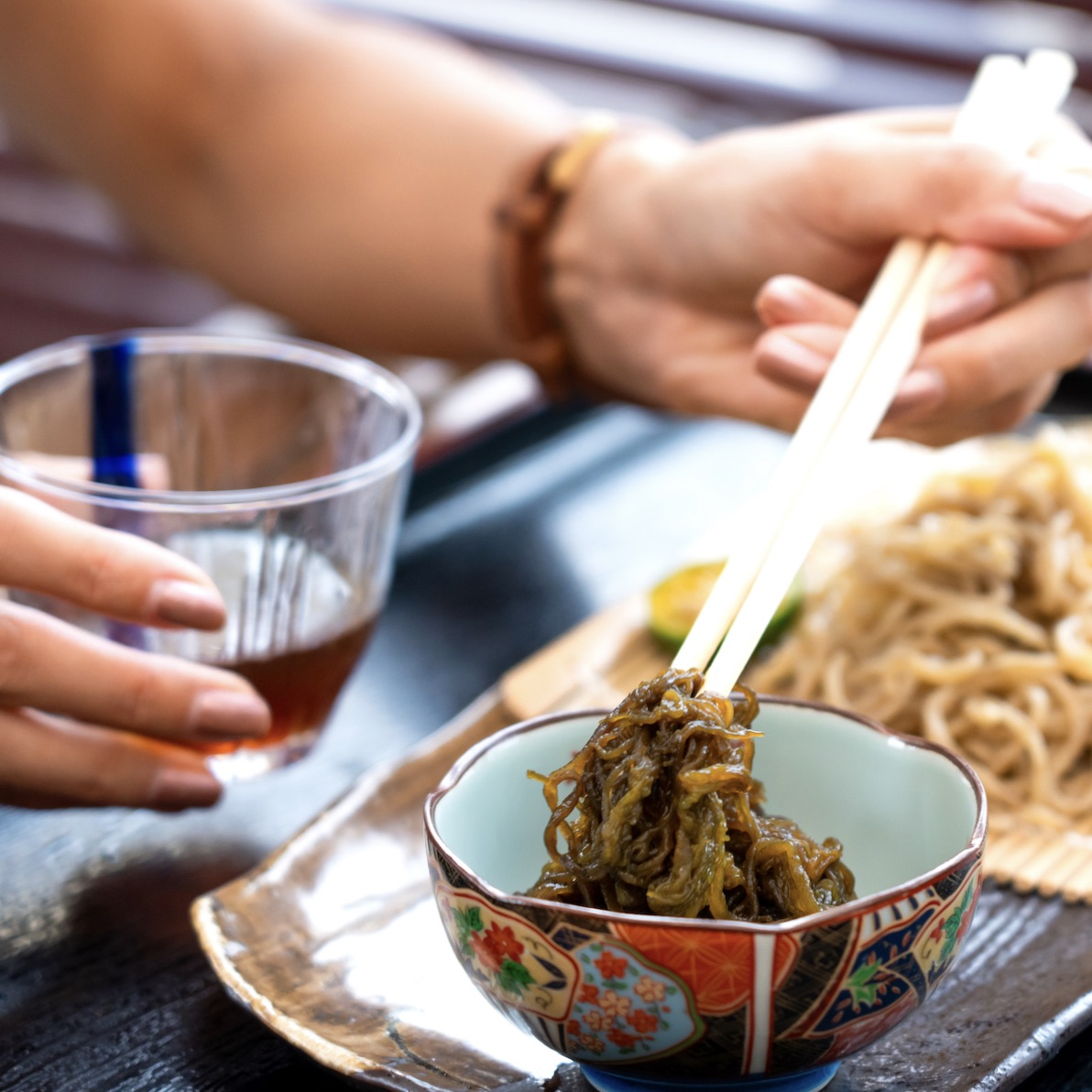 《送料無料》宮古島産 黄金もずく（生）80g×10パック